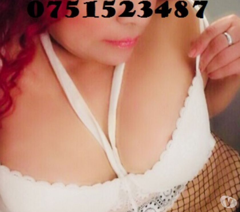 Belle femme mature et dominatrice